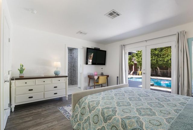 1962 E Baristo Road, Palm Springs, CA 92262