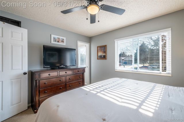 4102 Farner Street, Fenton Charter Township, MI 48451