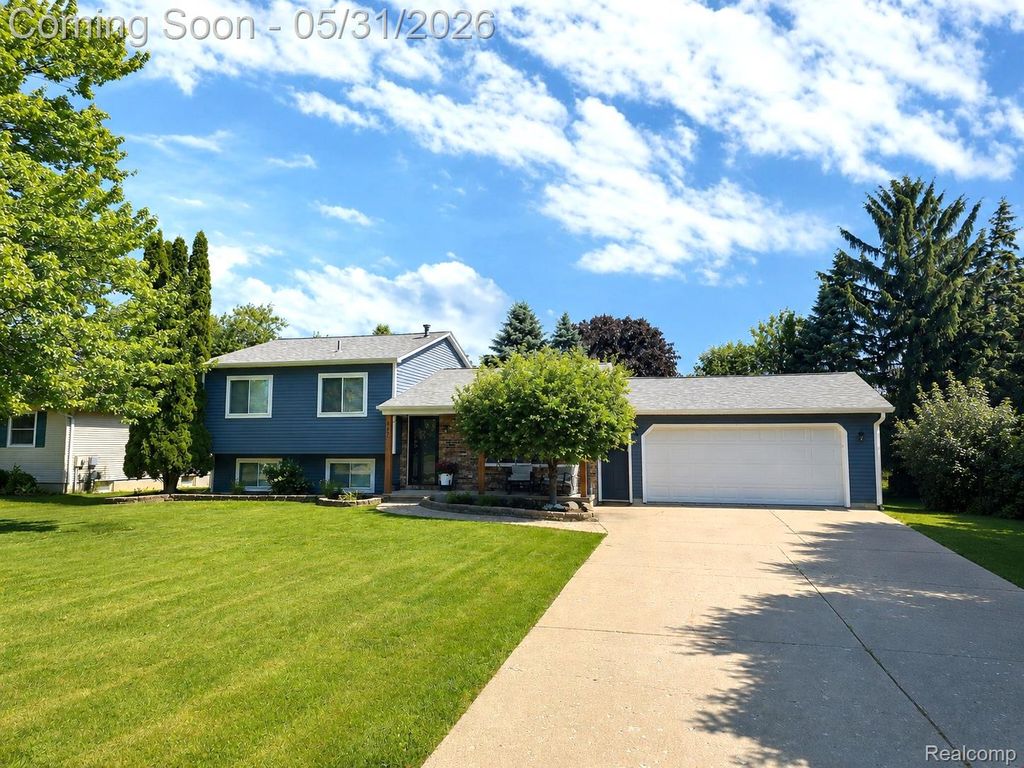 4102 Farner Street, Fenton Charter Township, MI 48451