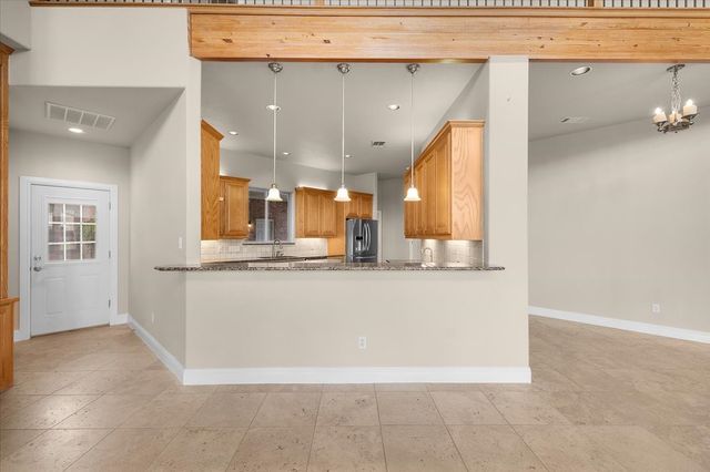 203 W Lake Drive, Weatherford, TX 76087