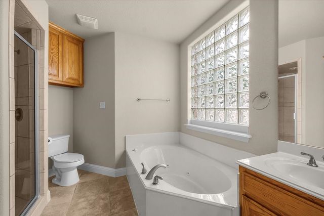 203 W Lake Drive, Weatherford, TX 76087