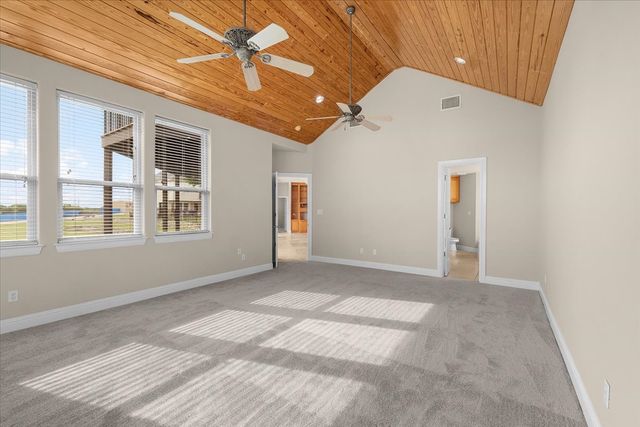 203 W Lake Drive, Weatherford, TX 76087