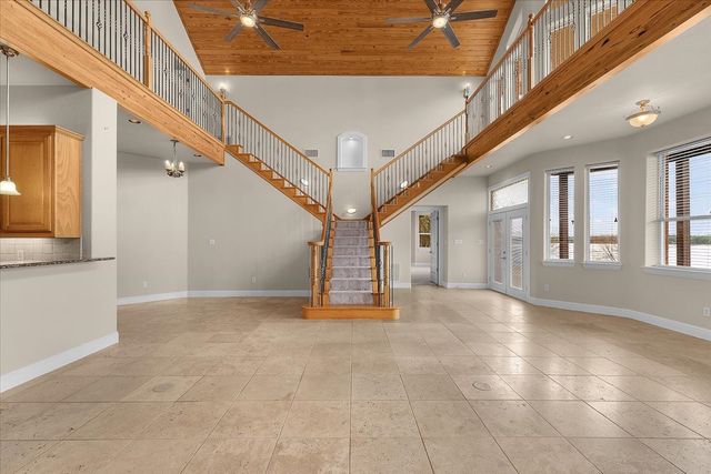 203 W Lake Drive, Weatherford, TX 76087