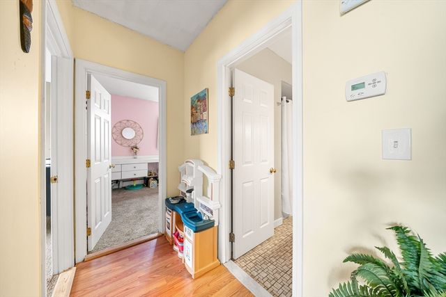 464 Bank St 10, Fall River, MA 02720