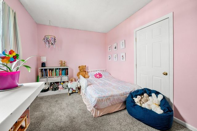 464 Bank St 10, Fall River, MA 02720