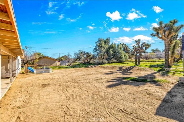 56605 Taos Trail, Yucca Valley, CA 92284