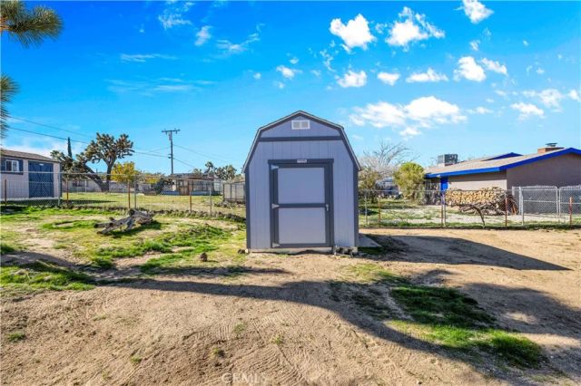 56605 Taos Trail, Yucca Valley, CA 92284