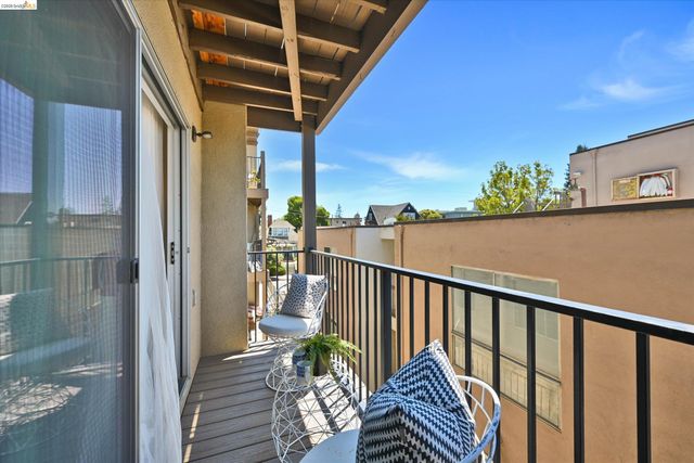 425 Orange St 202, Oakland, CA 94610