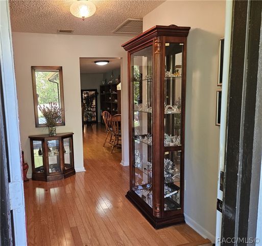 14 Sycamore Court E, Homosassa, FL 34446