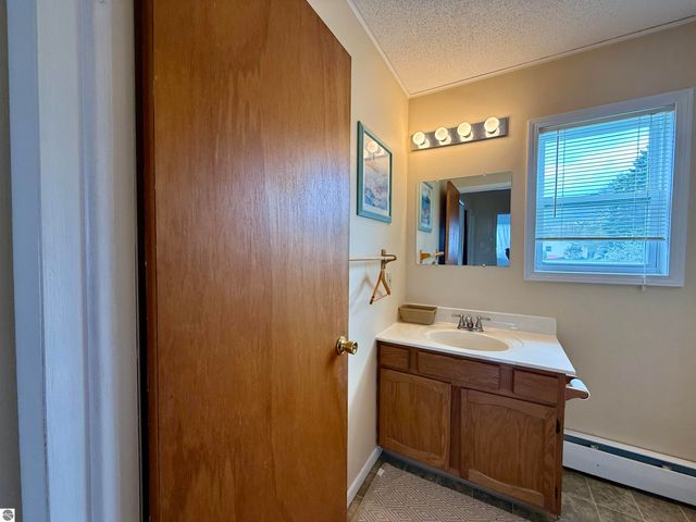 411 Ottawa Drive, Oscoda, MI 48750