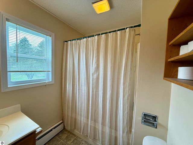 411 Ottawa Drive, Oscoda, MI 48750