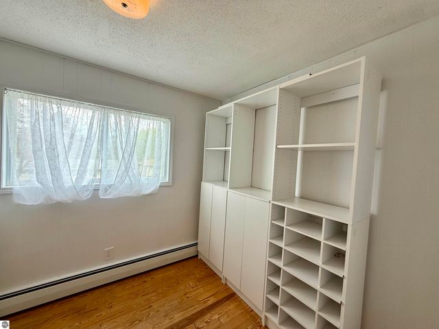411 Ottawa Drive, Oscoda, MI 48750