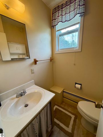 411 Ottawa Drive, Oscoda, MI 48750