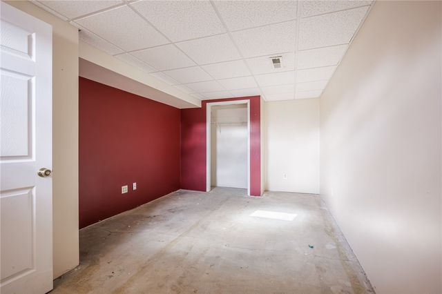 38 Notre Dame Drive, Henrietta, NY 14623