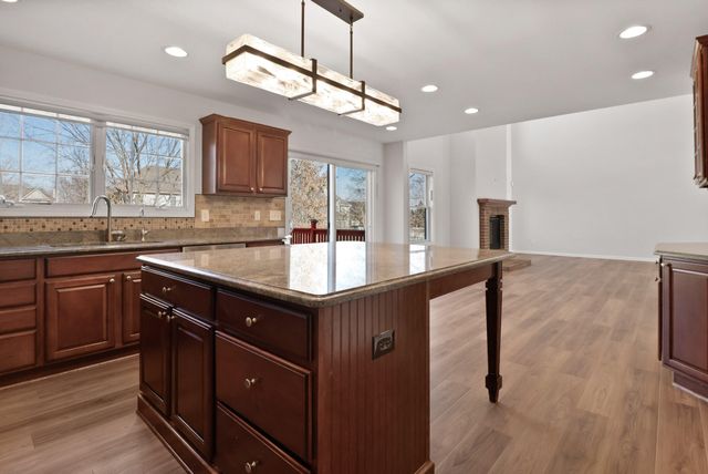 283 Hawkwood Drive, Valparaiso, IN 46385