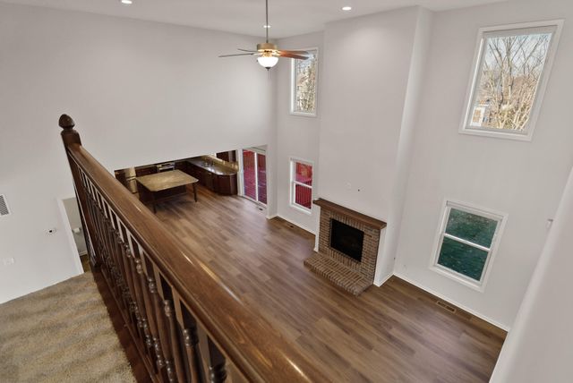 283 Hawkwood Drive, Valparaiso, IN 46385