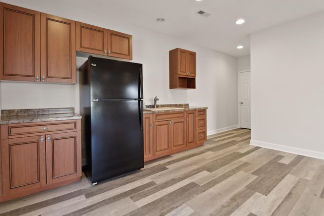 283 Hawkwood Drive, Valparaiso, IN 46385