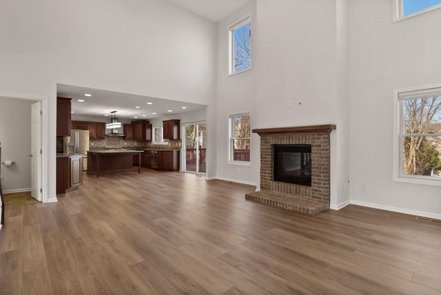 283 Hawkwood Drive, Valparaiso, IN 46385