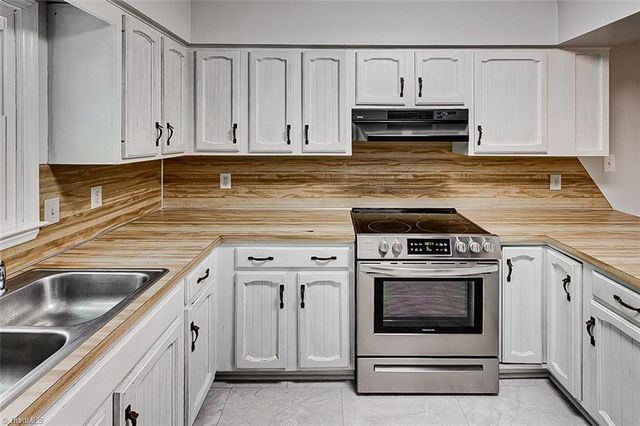 5524 Watchtower Road, Julian, NC 27283