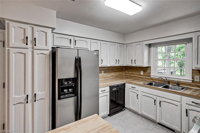 5524 Watchtower Road, Julian, NC 27283