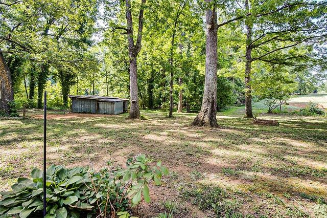 5524 Watchtower Road, Julian, NC 27283