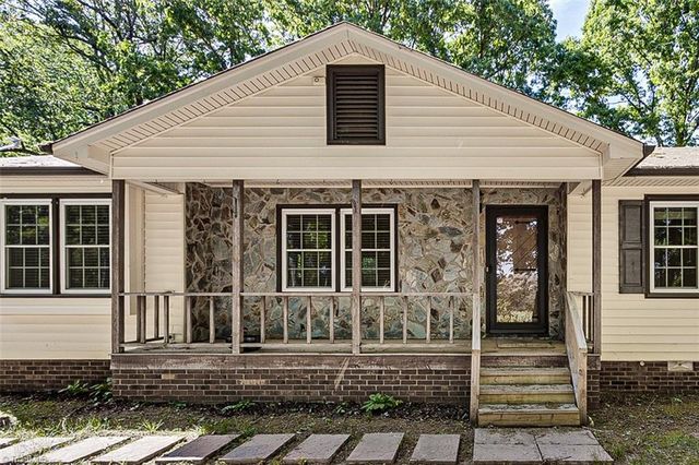 5524 Watchtower Road, Julian, NC 27283