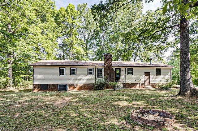 5524 Watchtower Road, Julian, NC 27283