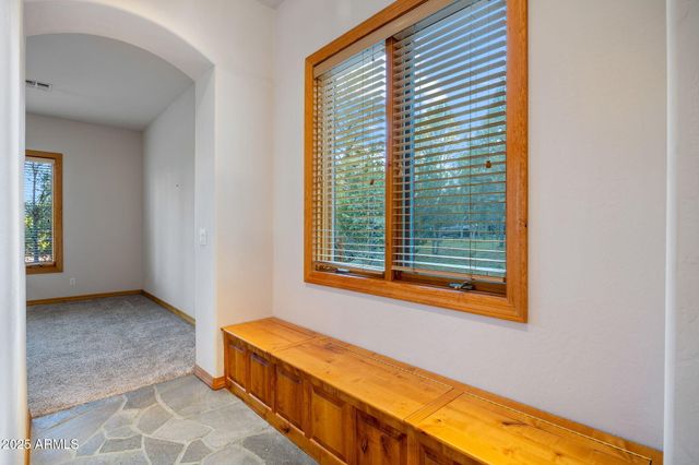 2758 JAGUAR Circle, Overgaard, AZ 85933