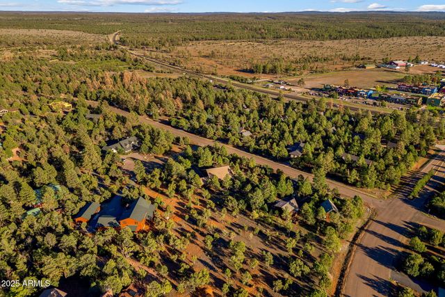 2758 JAGUAR Circle, Overgaard, AZ 85933