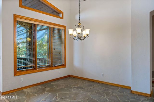 2758 JAGUAR Circle, Overgaard, AZ 85933