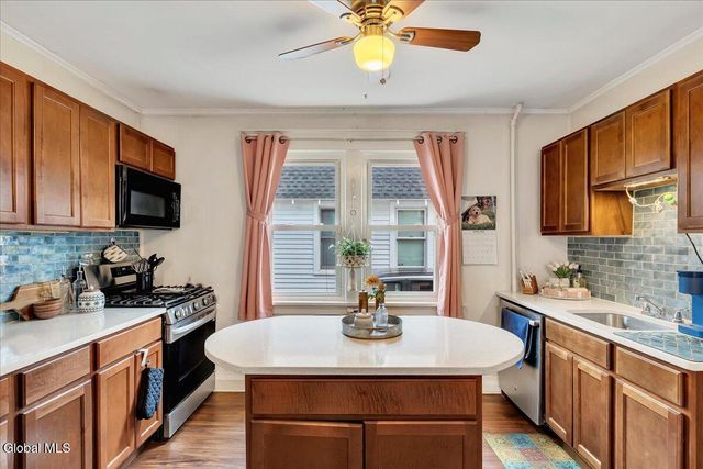 1075 Keyes Avenue, Schenectady, NY 12309