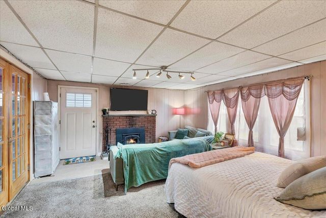 1075 Keyes Avenue, Schenectady, NY 12309