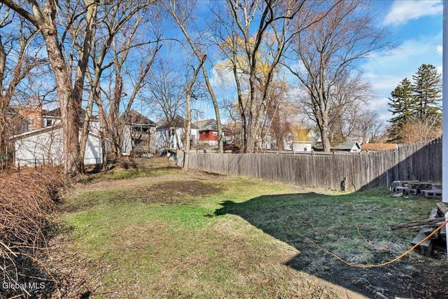 1075 Keyes Avenue, Schenectady, NY 12309