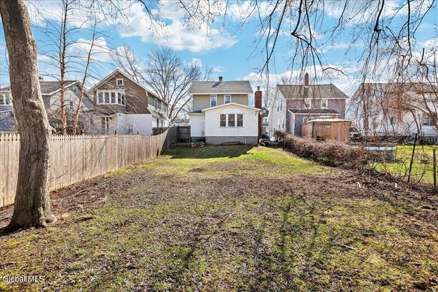 1075 Keyes Avenue, Schenectady, NY 12309