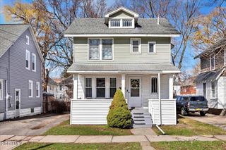 1075 Keyes Avenue, Schenectady, NY 12309