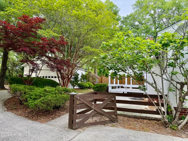 8413 Bald Eagle Lane, Wilmington, NC 28411