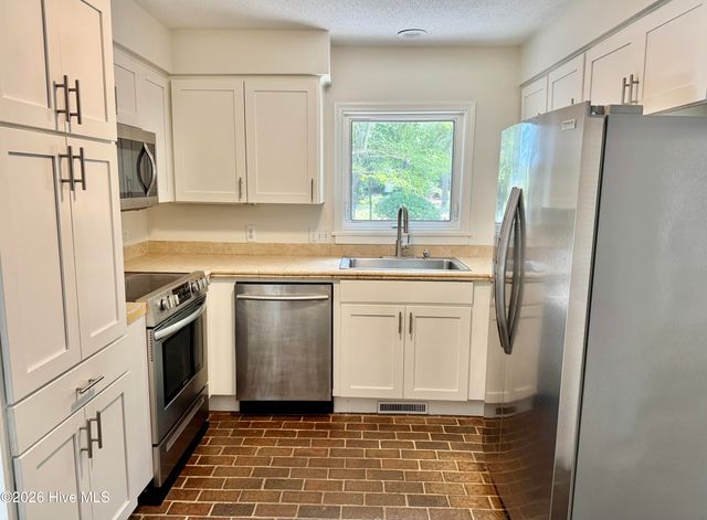 8413 Bald Eagle Lane, Wilmington, NC 28411