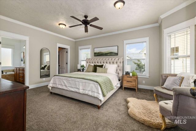 853 W Mountain Ash Loop, Nampa, ID 83686