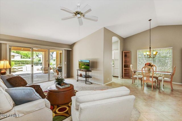19034 N 83RD Drive, Peoria, AZ 85382