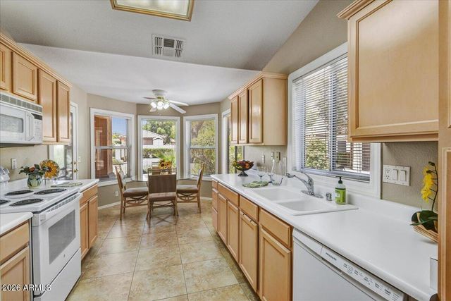 19034 N 83RD Drive, Peoria, AZ 85382