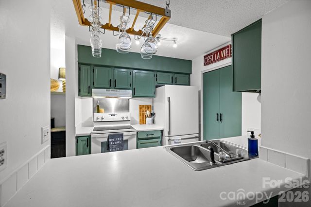 11069 Cedar View Road, Charlotte, NC 28226