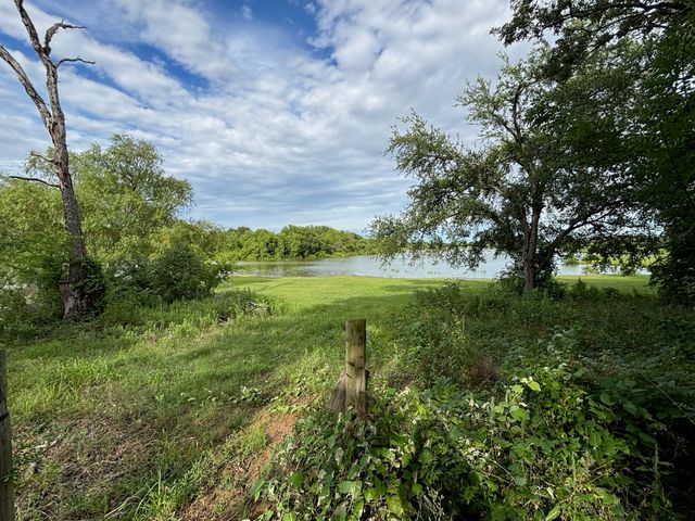 9881 Sycamore Drive, Little Elm, TX 75068