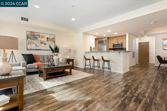 1655 N California Blvd 312, Walnut Creek, CA 94596