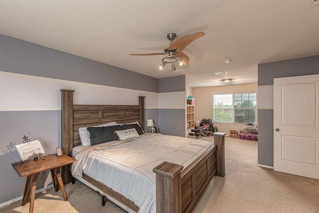 2020 Wellington Point, Heartland, TX 75126