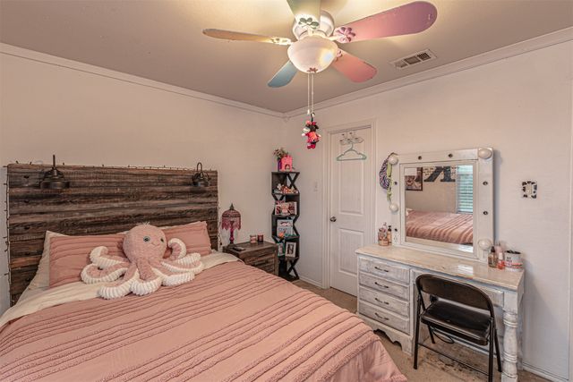 2020 Wellington Point, Heartland, TX 75126