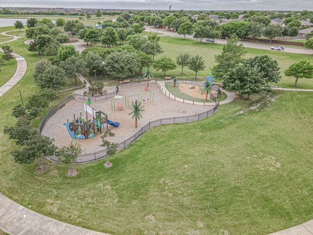 2020 Wellington Point, Heartland, TX 75126