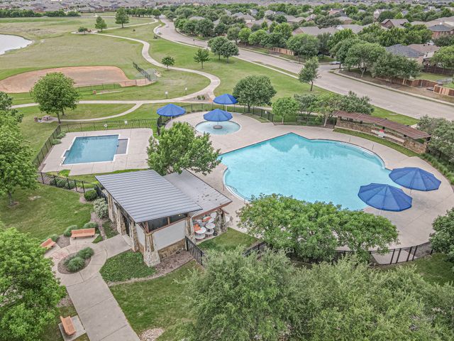 2020 Wellington Point, Heartland, TX 75126