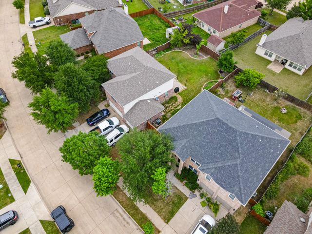 2020 Wellington Point, Heartland, TX 75126