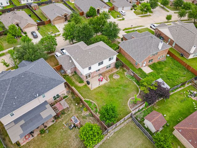 2020 Wellington Point, Heartland, TX 75126