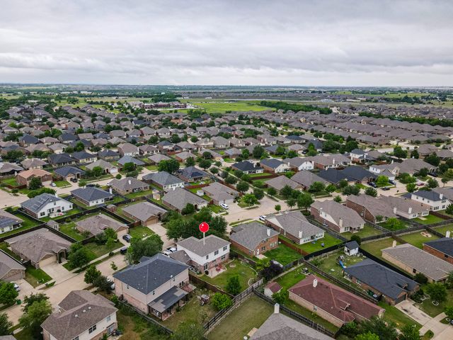 2020 Wellington Point, Heartland, TX 75126